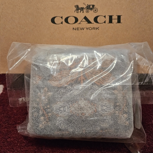 Coach Forest Flower Print Travel Jewelry Case Coated Canvas Zip Around Blue NWT - Picture 3 of 13